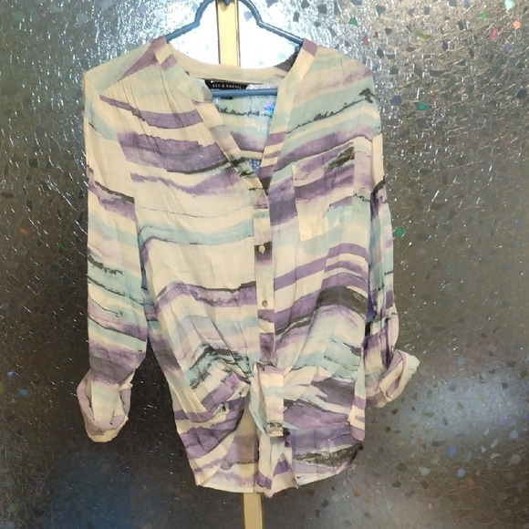 Zac & Rachel Womans Top - Picture 9 of 14